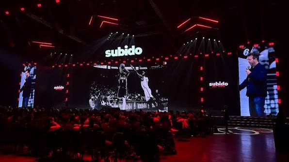 Subido ao Vivo — palco principal