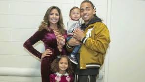Taína es también la persona quien impulsa las empresas del cantante a través de sus redes sociales compartiendo los diseños de la tienda online odisea, la cual le pertenece al puertorriqueño. Taina Marie Melendez Ozuna S Wife Wiki Age Biography Height Weight Net Worth Birthday Ethnicity Kids Parents Wife And Kids Party Dress Teens Singer