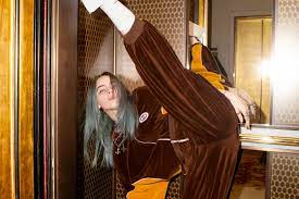 She first gained attention in 2015 when she uploaded the song ocean eyes to. Billie Eilish Plant Nichts Und Kostet Jeden Moment Aus
