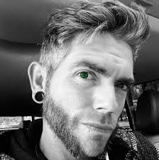 Looking to build a house in Muskoka Lakes (permits in progress,  construction starting Sept/Oct) and need reliable, affordable contractors  for site prep, excavation, foundation, basement, licensed trades, etc. Must  have a proven