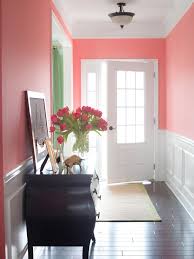 Pops Of Pink In Every Room Yes Flur Design Wandgestaltung Und Haus Deko