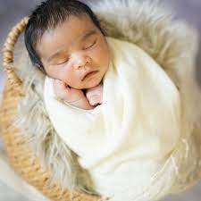 Pure cuteness in a tiny package 💙💎 Pic courtesy @bay.area.photographer .  . . . #newborn #newbornphotography #littlelove #cuteness #bayareababy  #photography #cutebaby #babyboy