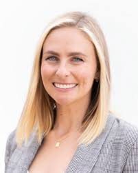 Erica Arnold's Instagram, Twitter & Facebook