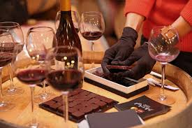 Voyage Gustatif Autour Des Chococlats Vins Atelier Gustatifs Des Differentes Sortes De Chocolats Bello Angeli Vins Chocolat Voyage