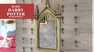 Inspire your little one's sense of magic and wonder with harry potter bedrooms. 10 Ideas To Create Your Own Diy Harry Potter Decor Bedroom Classy Mommy