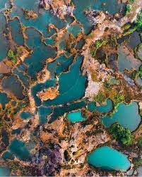 Tasik biru bukit pinang asalnya kolam tersebut adalah merupakan sebuah bukit yang dikorek untuk kerja kerja pembangunan dan selepas ditinggalkan ianya telah menjadi tempat rekreasi dan kolam mandi. Bukit Katak Lokasi Hidden Gem Untuk Bergambar Di Tasek Gelugor Penang Rileklah Com