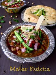Matar Kulcha Recipe Delhi Style Matar Kulcha Matar Chaat Recipe Spiceaffairs Kulcha Recipe Chaat Recipe Indian Cooking