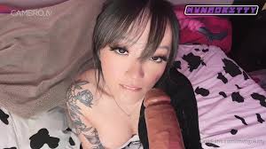 Mvngokitty - I Have a Crush on My Best Friend