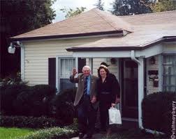 Andy Wife Visit Andy Griffith S Childhood Home In Mt Airy Nc Andy Griffith Mount Airy Great Smoky Mountains National Park