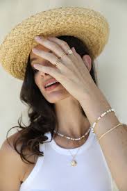 Round Mary Ring — Tommassini Jewelry