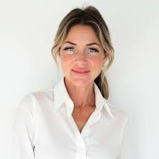 Carolyn Walker, Home Plate Real Estate Group- South Roots Realty