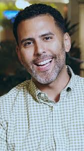 Adrian Grubb's Instagram, Twitter & Facebook