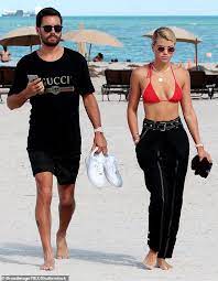 Scott Disick And Sofia Richie Are Trying To Make Things Work While Taking Things Slow Daily Mail Online