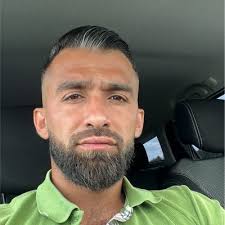 Eid ul Adha Mubarak fra Mekka! 🕋✨ Jeg er dybt taknemmelig for at kunne  dele denne hellige tid med millioner af troende fra hele verden her i Mekka  under pilgrimsrejsen. Det er