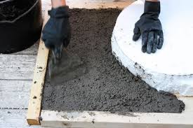 Sa Gjuter Du En Grillbank Steg For Steg Hus Hem Utomhuskok Utomhusbord Inredning Tradgard