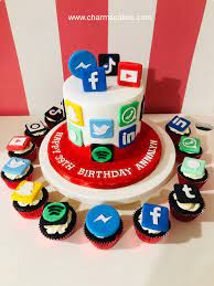 Charm S Cakes Social Media Custom Cake