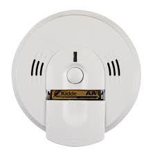 All home co alarms will have a delay before alarming. First Alert Powered Alarm Sco5cn Combination Smoke And Carbon Monoxide Detector Battery Operated 1 Pack White Buy Online In Solomon Islands At Solomon Desertcart Com Productid 2215211