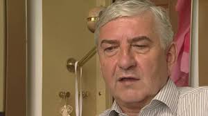 Oba rodiče hráli ochotnické divadlo, sám donutil za středoškolských studií. Video Bonus Rozhovor S Miroslavem Donutilem Postriziny Ceska Televize