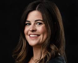 Lacey Dodd's Instagram, Twitter & Facebook