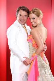 In 2007, she danced with the footballer giovane élber. Kann Isabel Edvardsson Bei Let S Dance 2012 Wieder Uberzeugen