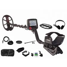 It will detect the presence of any ferromagnetic materials or energized power lines. Makro Racer 2 Metal Detector Pro Package With 2 Waterproof Coils Shop Features Reviews Metaldetector Com