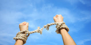 La libertad no es digna de tener si no incluye la libertad de cometer errores (mahatma gandhi) la libertad de obtener experimentar todas las situaciones. Libertad Y Masoneria Masoneriaglobal