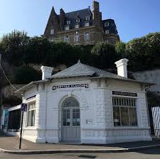 Visiter Dinard Que Faire Et Que Voir Durant Les Vacances D Ete Visiter Dinard Dinard Vacances Bretagne