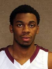 Crazy, buzzer-beating layup in matchup between Junior College powers  (VIDEO)