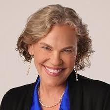 Sandra Coon's Instagram, Twitter & Facebook