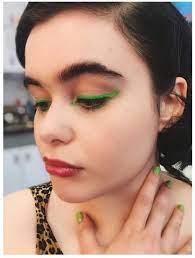All The Euphoria Makeup Looks From Season One What They Mean Makeup Looks Green Eyeliner Eye Makeup