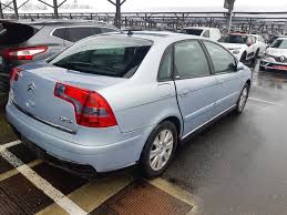 How wide is the vehicle, 2004 citroen c5 sedan? Verin De Coffre Citroen C5 1 Phase 2 Essence Occasion Opisto