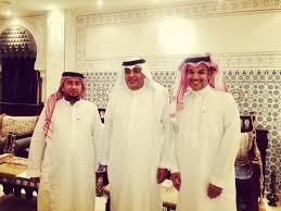 أثناء مباراة كأس خادم الحرمين الشريفين في استاد الملك فهد في الرياض، بين الشباب والاتحاد، كانت كاميرا مخصصة لمهمة معينة، الأخ الإداري المسؤول ما شاء الله يُسمى المنتج اللي هو وليد الفراج يبغى صورة شخص خارج. Oj4polohneah M