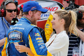 Nascar on cbs, nascar on tnn, nascar on tbs, nascar on television in the punch was eventually replaced by marty reid as the lead and dale jarrett replaced wallace as an mrn: Dale Earnhardt Jr S Retirement A Love Story Bleacher Report Latest News Videos And Highlights