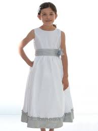 Codes promo, ventes flash, livraison offerte, trouvez le produit de vos rêves à prix réduit ! Ajf Robe Ceremonie Fille Nalan Com Sg