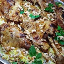 The animal should be put down on the ground. Foods Ø°Ø¨ÙŠØ­Ø© ÙƒØ§Ù…Ù„Ø© 12011254 Mzad Qatar