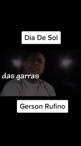 (intro) a e d a f#m bm e a eu andei sem destino perdi a razão e na estrada da vida eu fui na contra mão bm e mergulhei de cabeça no abismo sem fim d e a loucura e tristeza eram partes de mim a no terrível espinho do pecado eu pisei e a ponte entre a vida e a morte eu cruzei bm e. Gerson Rufino Dia De Sol