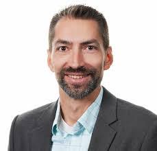 Marcia Hatch's Instagram, Twitter & Facebook