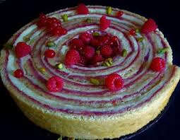 La Folle Gourmande Le Framboisier Facon Christophe Renou A La Pistache Framboisier Gateaux Et Desserts Pistache