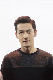 This is an updated version with improved art and music. Hu Ge Wikipedia