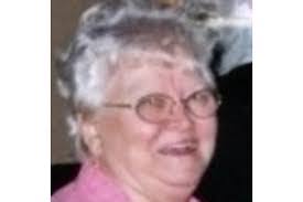 Karen Moulton's Instagram, Twitter & Facebook