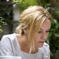 30+ "Emma Deacon" profiles