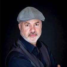 Chuck Eyre's Instagram, Twitter & Facebook