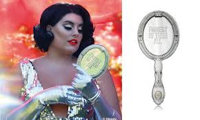 Disney sendiri banyak sekali menghasilkan film yang. Bukan Lagi Dalam Dongeng Cermin Ajaib Seperti Di Cerita Putri Salju Ada Di Dunia Nyata Okezone Lifestyle