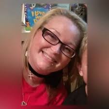 Lorena Massey's Instagram, Twitter & Facebook