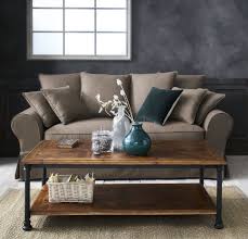 Table basse industrielle table basse en verre petite table table basse blanche table basse en bois table de salon plateau en bois table basse en la table basse est un élément central du salon, qu'il faut choisir avec soin ! Table Basse Industrielle 22 Modeles Dans La Tendance Factory
