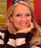 Sarah Mayes's Instagram, Twitter & Facebook