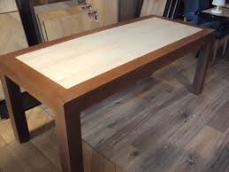 Cette table industrielle joue la carte de l'ultra simplicité ! Table Industrielle Bois Metal Rouille Design By Laurent Giancani Artmajeur