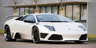 Lamborghini Murcielago Top Speed 330kmph Power 570bhp Torque 650nm Price Inr 2 60 00 000 Lamborghini Murcielago White Lamborghini Lamborghini