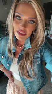 Such a cute skirt!! #ruffles #ruffleskirt #tulleskirt #familyphotooutfits  #falloutfitinspo