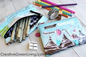 Chocolate bar wrappers chocolate packaging chocolate party hot chocolate recipes white chocolate matcha bars chocolate covered fruit tea packaging cute bee valentine chocolate wrappers. Candy Wrapper Crafts Diy Projects Get Green Be Well
